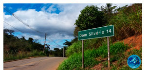 Saída de Alvinópolis para Dom Silvério e Ponte Nova Saída de Alvinópolis para Dom Silvério e Ponte Nova